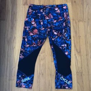 SoulCycle Lululemon Workout Leggings Sz 8